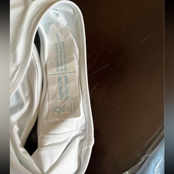 Andie The Tulum One Piece Suit Large - Picture 4 of 6